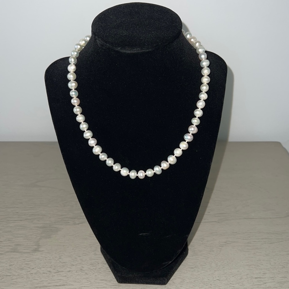 Pearl Necklace 16”